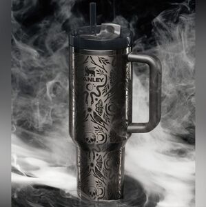 Stanley 40 oz Deadly Damask Halloween  Quencher H2.0 FlowState Tumbler